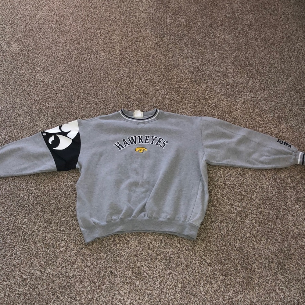 men’s hawkeye sweatshirt